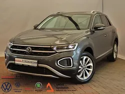 Indiumgrau metallic Gebraucht 2024 VW T-Roc Style SUV | 31.480 € (Fairer Preis)