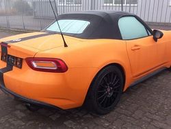 Orange / schwarz orange / schwarz Gebraucht 2019 Fiat 124 Spider Cabrio | 18.400 € (Fairer Preis)