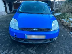 Blau Gebraucht 2003 Ford Fiesta Kleinwagen | 950 € (Guter Preis)