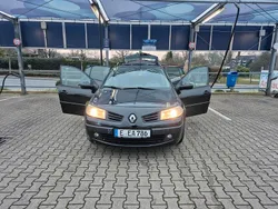 Schwarz Gebraucht 2007 Renault Mégane GrandTour Privilege Kombi | 2.750 € (Etwas zu teuer)
