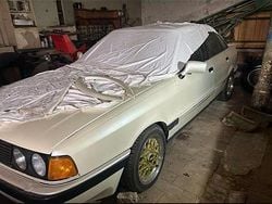 Weiß Gebraucht 1988 Audi 90 Limousine | 4.500 €