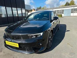 Schwarz Gebraucht 2022 Opel Astra Ultimate Limousine | 25.800 € (Fairer Preis)