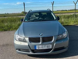 Blau Gebraucht 2006 BMW 330 Kombi | 6.000 € (Fairer Preis)