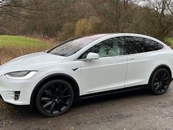 Weiß Gebraucht 2018 Tesla Model X SUV | 42.900 € (Teuer)
