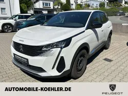 Weiss (metallic) Gebraucht 2023 Peugeot 3008 Allure SUV | 30.590 € (Teuer)