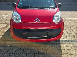 Rot Gebraucht 2008 Citroën C1 Kleinwagen | 700 €