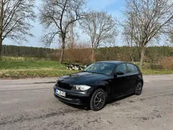 Schwarz Gebraucht 2009 BMW 116 Kleinwagen | 2.900 €
