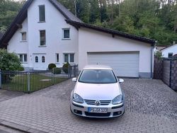 Silber Gebraucht 2004 VW Golf V Limousine | 2.100 € (Fairer Preis)