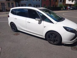 Weiß Gebraucht 2013 Opel Zafira Tourer Sport Van / Kleinbus | 9.500 € (Teuer)