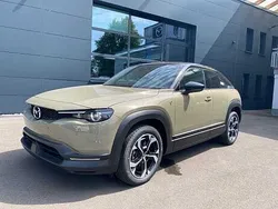 Multitone zircon sand Neu 2024 Mazda MX30 Ad'Vantage SUV | 27.390 €