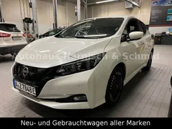 Brilliant white (m) Gebraucht 2022 Nissan Leaf N-Connecta Kleinwagen | 24.670 €