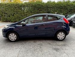 Blau Gebraucht 2009 Ford Fiesta Ambiente Kleinwagen | 2.480 € (Guter Preis)