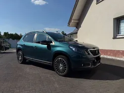 Grün Gebraucht 2017 Peugeot 2008 SUV | 12.300 € (Fairer Preis)