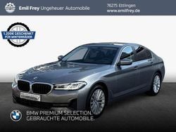 Grau Gebraucht 2023 BMW 520 Limousine | 33.990 € (Fairer Preis)