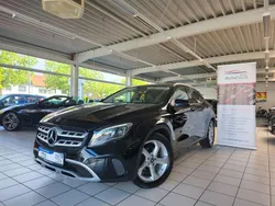 Schwarz Gebraucht 2017 Mercedes GLA180 Urban SUV | 17.990 € (Guter Preis)