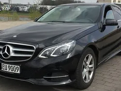 Schwarz Gebraucht 2015 Mercedes E200 Avantgarde Limousine | 15.678 € (Fairer Preis)