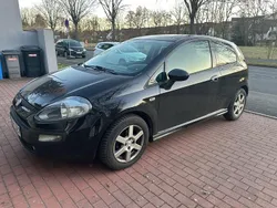 Schwarz Gebraucht 2011 Fiat Punto Evo Racing Kleinwagen | 3.199 € (Fairer Preis)