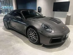 Grau Gebraucht 2022 Porsche 911 Carrera Cabriolet Cabrio | 139.470 €