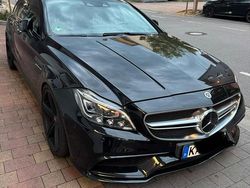 Schwarz Gebraucht 2015 Mercedes CLS63 AMG AMG Kombi | 41.900 € (Teuer)
