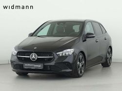 Metalliclack kosmosschwarz Gebraucht 2025 Mercedes 200 Night Kombi | 37.999 € (Teuer)