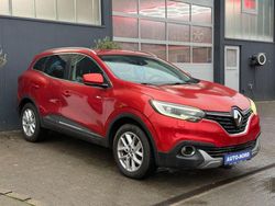Rot Gebraucht 2016 Renault Kadjar SUV | 9.490 € (Fairer Preis)