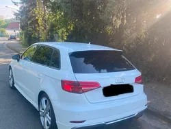 Weiß Gebraucht 2017 Audi S3 Limousine | 21.900 €