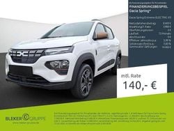 Polar weiß Gebraucht 2023 Dacia Spring Extreme Kleinwagen | 12.380 € (Guter Preis)