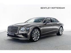 Grau Gebraucht 2024 Bentley Flying Spur Mulliner Limousine | 299.346 €