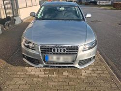 Grau Gebraucht 2009 Audi A4 Limousine | 4.500 € (Superpreis)