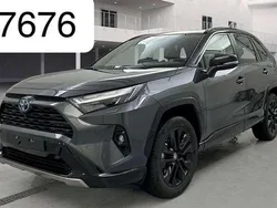 Grey metallic (1g3)/ attitude Gebraucht 2024 Toyota RAV4 Hybrid Style SUV | 38.950 € (Guter Preis)
