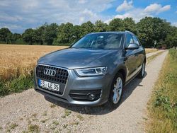 Grau Gebraucht 2011 Audi Q3 Ambiente SUV | 11.900 € (Fairer Preis)