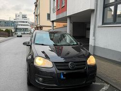 Schwarz Gebraucht 2009 VW Golf VI Coupé | 2.550 € (Teuer)