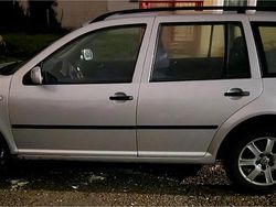 Silber Gebraucht 2003 VW Golf IV Kombi | 1.600 € (Superpreis)