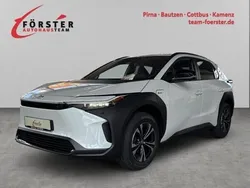 Weiß (platinumweiß perleffekt) Neu 2025 Toyota bZ4X Platinum SUV | 31.961 € (Superpreis)