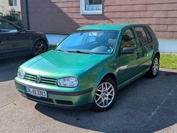 Grün Gebraucht 2002 VW Golf IV Trendline Kombi | 1.800 € (Guter Preis)