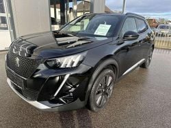 Perla nera metallic Gebraucht 2022 Peugeot e-2008 GT SUV | 21.990 € (Teuer)