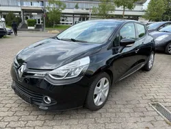Schwarz Gebraucht 2015 Renault Clio IV Dynamique Limousine | 4.699 € (Fairer Preis)