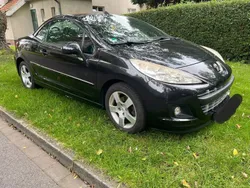Schwarz Gebraucht 2012 Peugeot 207 CC Urban Move Cabrio | 3.999 € (Fairer Preis)
