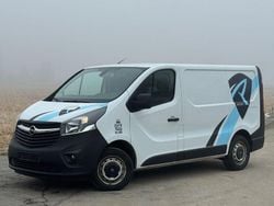 Weiß Gebraucht 2015 Opel Vivaro Van / Kleinbus | 7.499 € (Superpreis)