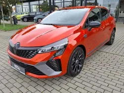 Orange Neu 2024 Renault Clio V Esprit Alpine Limousine | 20.290 € (Etwas zu teuer)