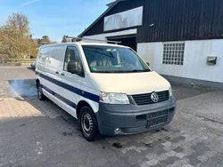 Weiß Gebraucht 2007 VW T5 Van | 1.899 €