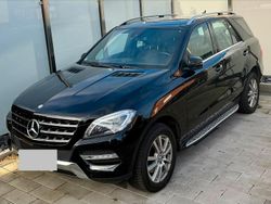 Schwarz Gebraucht 2012 Mercedes ML350 Edition 1 SUV | 13.000 € (Superpreis)