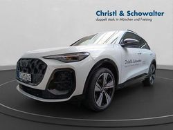 Gletscherweiss metallic Gebraucht 2025 Audi Q5 Ambiente SUV | 59.901 € (Superpreis)