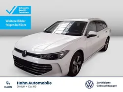 Weiß Gebraucht 2024 VW Passat Business Kombi | 30.930 € (Teuer)