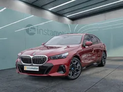 Rot Gebraucht 2024 BMW i5 Limousine | 61.099 €