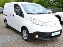 Weiß Gebraucht 2021 Nissan e-NV200 Premium Edition Van | 18.790 € (Fairer Preis)