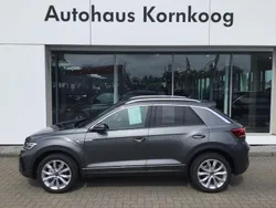 Indiumgrau Neu 2025 VW T-Roc R-line SUV | 32.490 € (Superpreis)