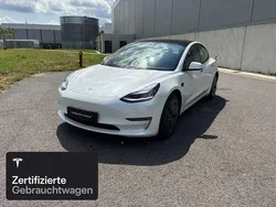 Weiß Gebraucht 2020 Tesla Model 3 Long Range Limousine | 28.100 € (Fairer Preis)