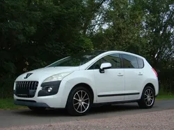 Weiß Gebraucht 2010 Peugeot 3008 Platinum Limousine | 2.890 € (Superpreis)
