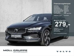 Black solid ´stone´ / solid Gebraucht 2023 Volvo V60 CC Plus Kombi | 34.740 € (Guter Preis)